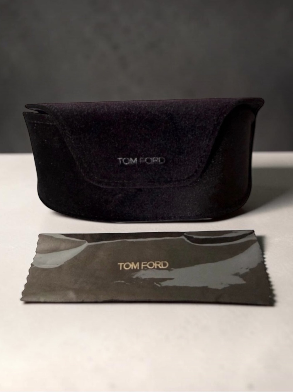 New! TOM FORD Sunglass Case With Cloth